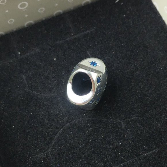 Pandora Bold Sparkling Star Charm - Picture 3 of 4